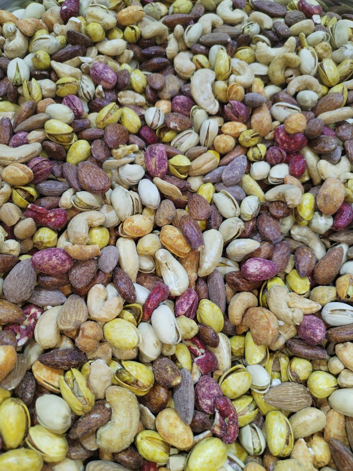 مكسرات درجى اولى بعدة نكهات