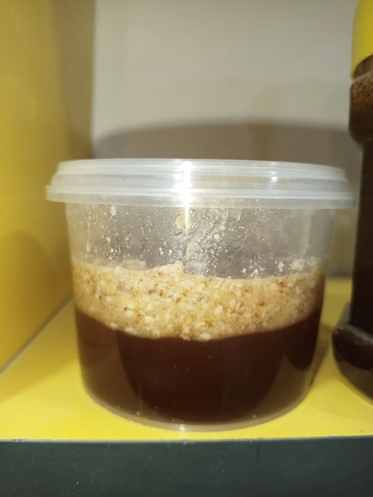 عسل السدر( مكسرات مطحونة بسمسم)